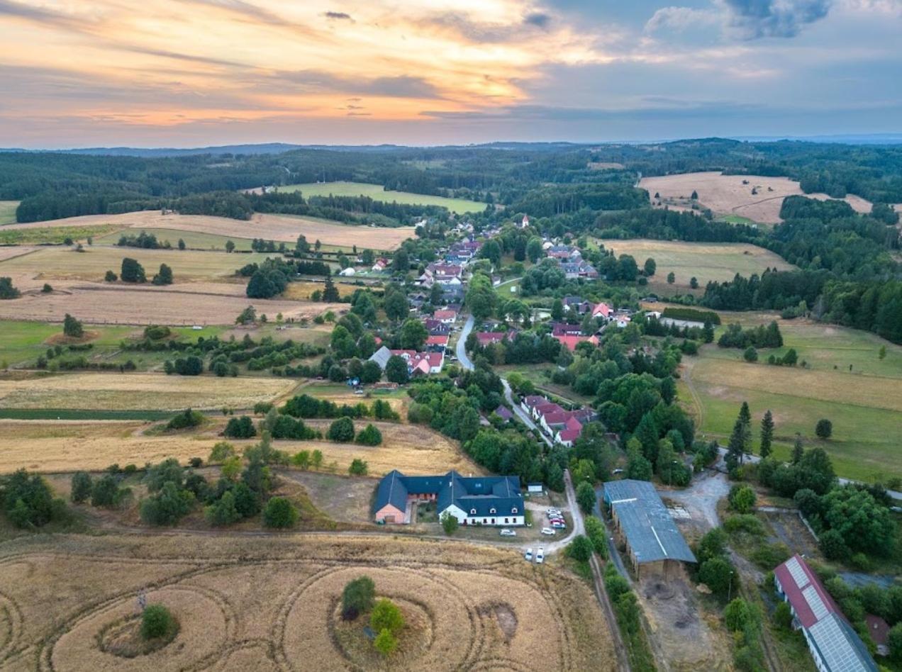 Matějovec 109&Ubytování Na statku Český Rudolec Esterno foto